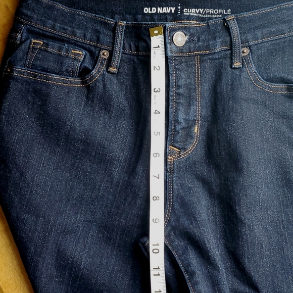 Like New Old Navy skinny jeans - Picture 5 of 6